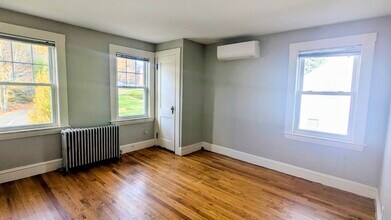 245 Main St, Unit 2 in Woburn, MA - Building Photo - Building Photo