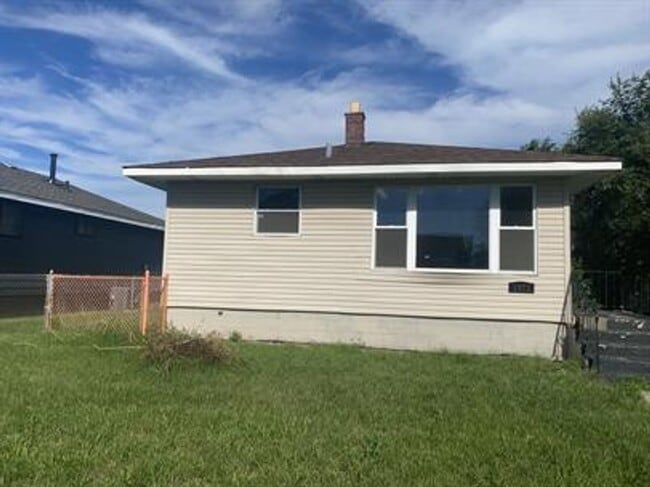 1973 Ohio St in Gary, IN - Building Photo - Building Photo