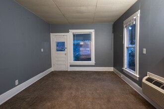 326 S Exposition St in Wichita, KS - Building Photo - Building Photo