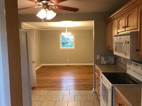 1601 Woodvale Dr NW in Cullman, AL - Building Photo - Building Photo