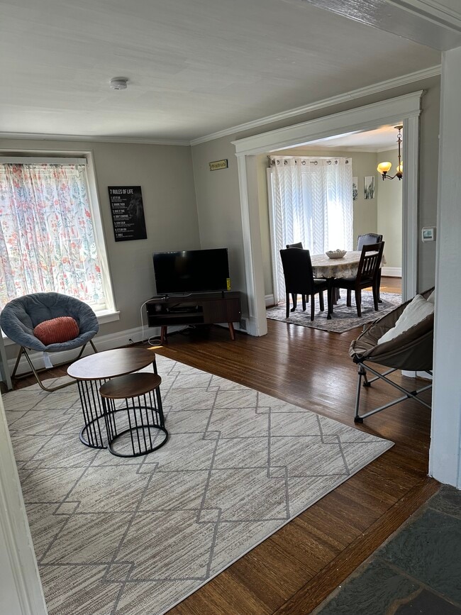 property at 3 Maple St