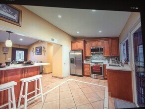 6487 Cornell Cir in Moorpark, CA - Building Photo - Building Photo