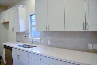 607 Elmwood Pl in Austin, TX - Building Photo - Building Photo