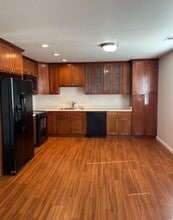 290 Gurries Dr in Gilroy, CA - Building Photo - Building Photo