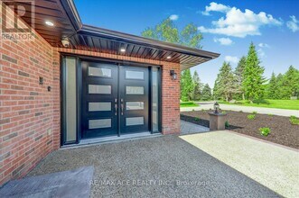 3589 Tooley Rd in Courtice, ON - Building Photo - Building Photo