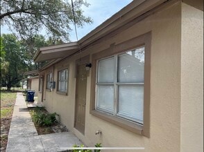 1604 2nd St NW in Winter Haven, FL - Foto de edificio - Building Photo