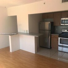 7326 Collins Ave in Miami Beach, FL - Building Photo - Building Photo