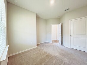 6230 Forest Pines Dr in Bellview, FL - Building Photo - Building Photo