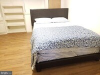 2046 Harman Ave photo'