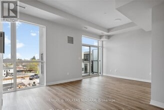50 Herrick Ave in St Catharines, ON - Building Photo - Building Photo