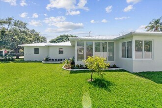 1459 Jefferson St in Hollywood, FL - Building Photo - Building Photo