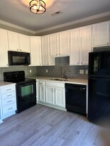 2230 Valley Edge Dr, Unit 101 in Raleigh, NC - Building Photo