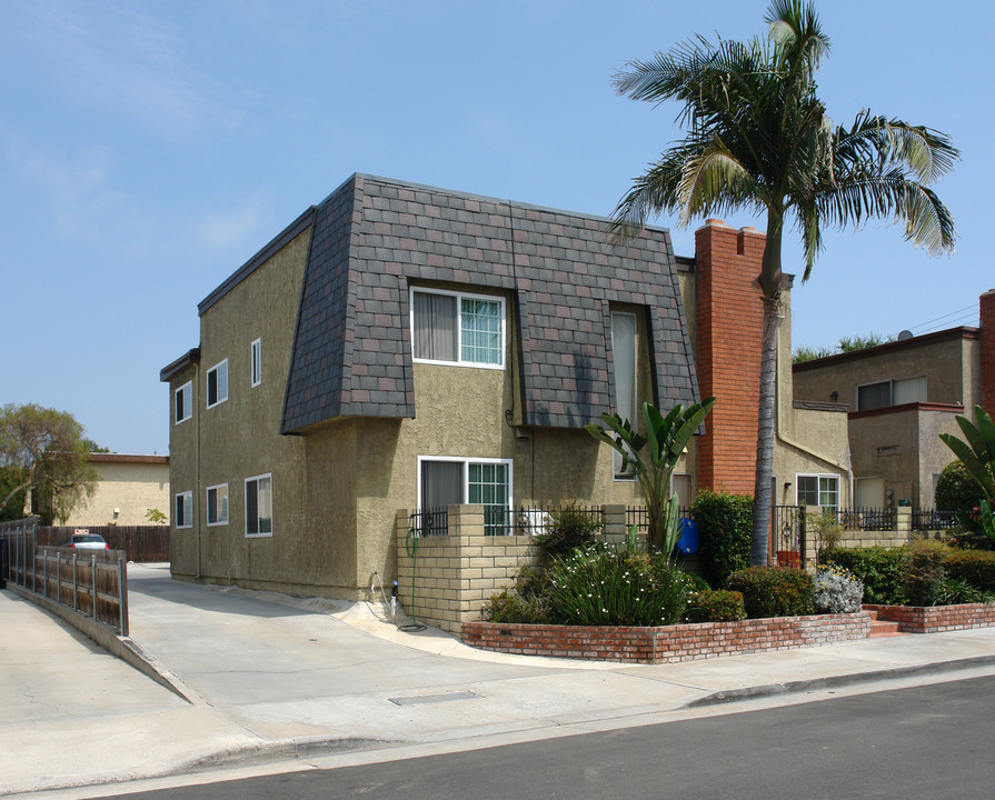 16712 Blanton St in Huntington Beach, CA - Building Photo