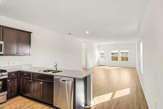 5912 Eden Dr in Austin, TX - Building Photo - Building Photo