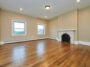 39 Hancock St in Boston, MA - Foto de edificio - Building Photo