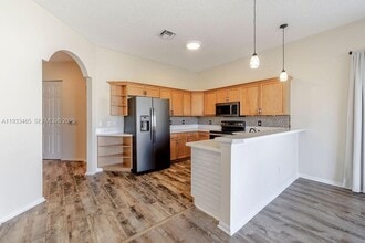 2536 Bella Vista Cir in Vero Beach, FL - Building Photo - Building Photo