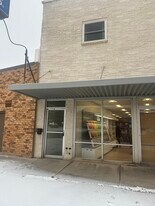 1908 W Main St in Rapid City, SD - Building Photo