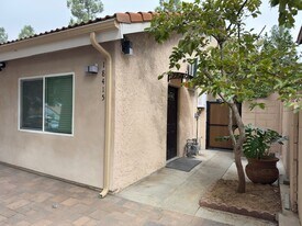 18415 Tuba St in Los Angeles, CA - Building Photo