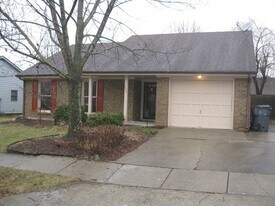 1664 Crossen Way in Lexington, KY - Building Photo