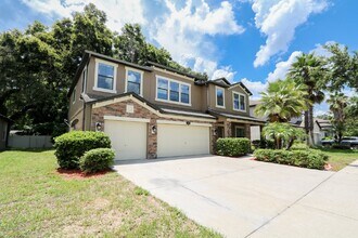 1208 Oakcrest Dr in Brandon, FL - Building Photo - Building Photo