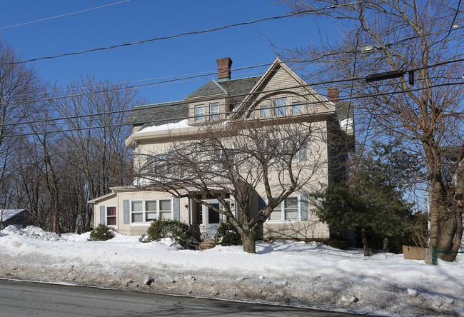 710 Broad St in Meriden, CT - Building Photo - Building Photo