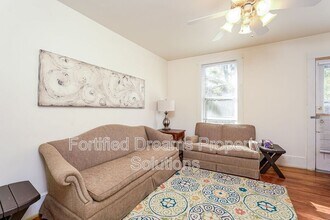 400 S.Spring St in Greensboro, NC - Building Photo - Building Photo