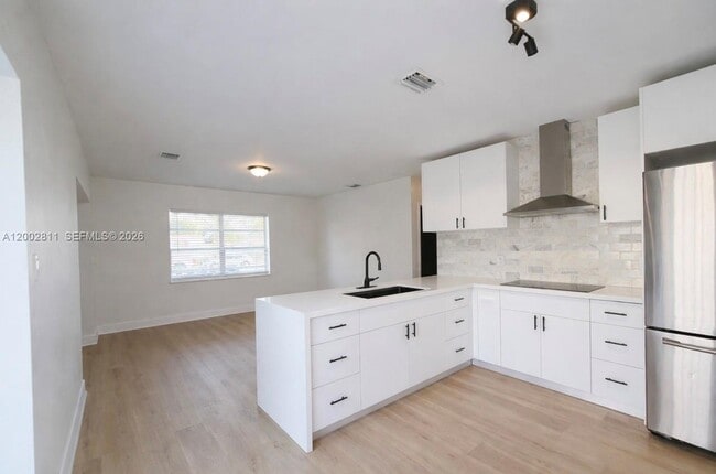 11820 SW 188th St in Miami, FL - Building Photo - Building Photo