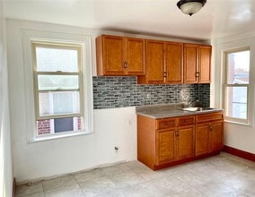 2565 Radcliff Ave in Bronx, NY - Building Photo - Building Photo