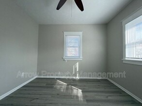 130 N 27th St in Lincoln, NE - Foto de edificio - Building Photo