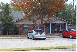 Wagoner Village apartments in Wagoner, OK - Foto de edificio - Building Photo