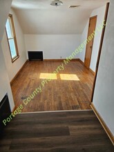 200 S Pacific St in Spencer, WI - Foto de edificio - Building Photo