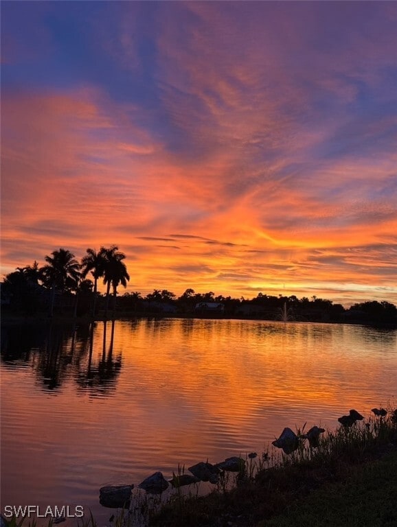 property at 613 Squire Cir