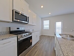 937 Raghorn Rd in Grovetown, GA - Building Photo - Building Photo