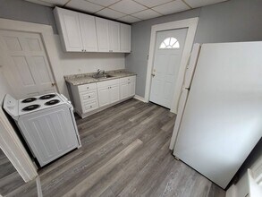 14 Orange St in Manchester, NH - Building Photo - Building Photo