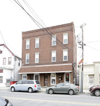 48-52 S Main St in Pearl River, NY - Building Photo - Building Photo