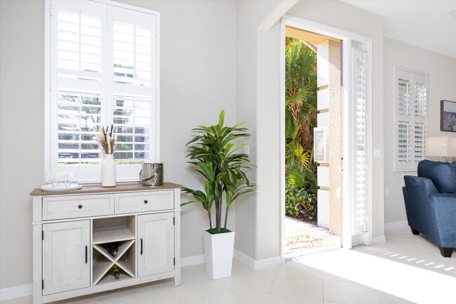 property at 3181 Cottonwood Bend