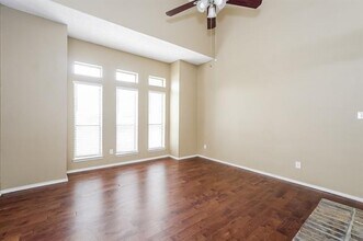 837 Foxridge Dr in Arlington, TX - Building Photo - Building Photo