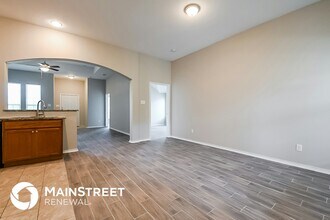 629 Green Mound Dr in Glenn Heights, TX - Foto de edificio - Building Photo