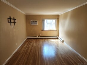 900 Midland Ave in Yonkers, NY - Building Photo - Building Photo