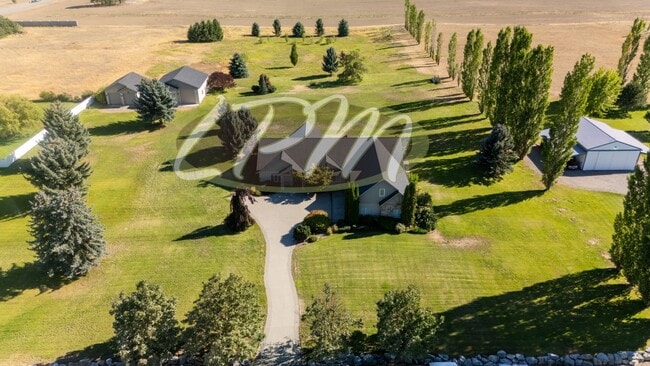 7040 E Greta Ave in Post Falls, ID - Building Photo - Building Photo