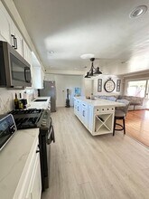 22230 Strathern St in Los Angeles, CA - Building Photo - Building Photo