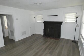 2567 15th Ave N in St. Petersburg, FL - Building Photo - Building Photo