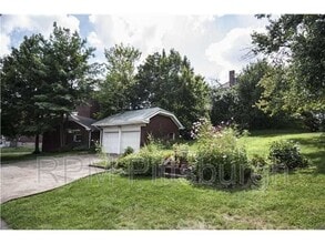 105 N Meadowcroft Ave in Pittsburgh, PA - Building Photo - Building Photo