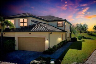 20140 Ragazza Cir, Unit 102 in Venice, FL - Building Photo
