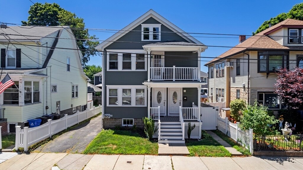 31 Myrtlebank Ave in Boston, MA - Foto de edificio