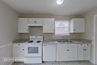 5764 Desoto Dr in Pinson, AL - Building Photo - Building Photo