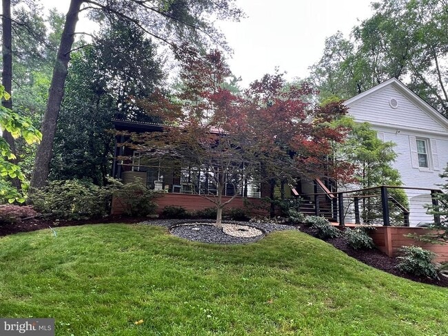 property at 929 Farm Haven Dr