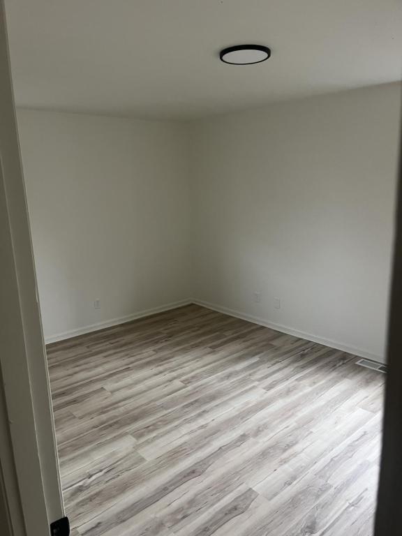 property at 105 N Russell St