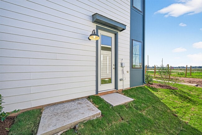 property at 3223 Loam Ln