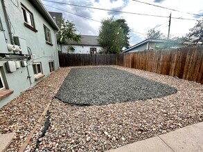 2075 S Acoma St, Unit 2075 in Denver, CO - Building Photo - Building Photo